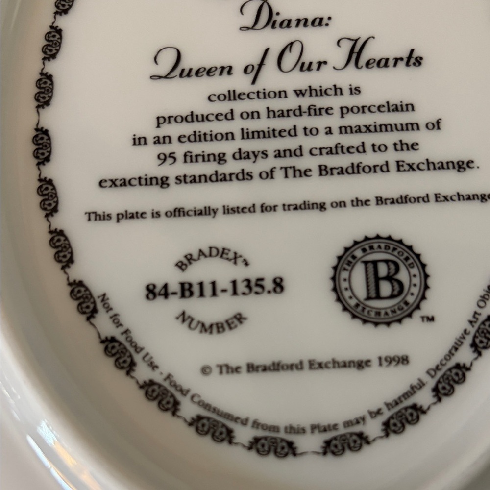 Commemorative plate from The Bradford Exchange “Diana Queen of our hearts.” - Picture 6 of 6